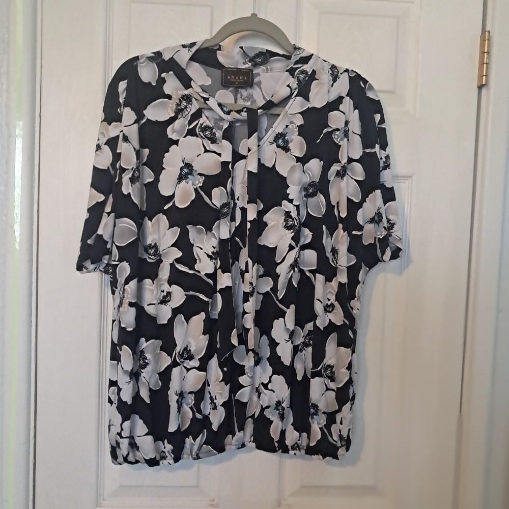Amana Floral Black and White Blouse